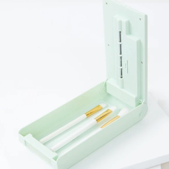 Tech Candy UV Light Portable Sanitizer Box 🧼 Disinfect Smartphones & more *NIB* - Picture 3 of 11